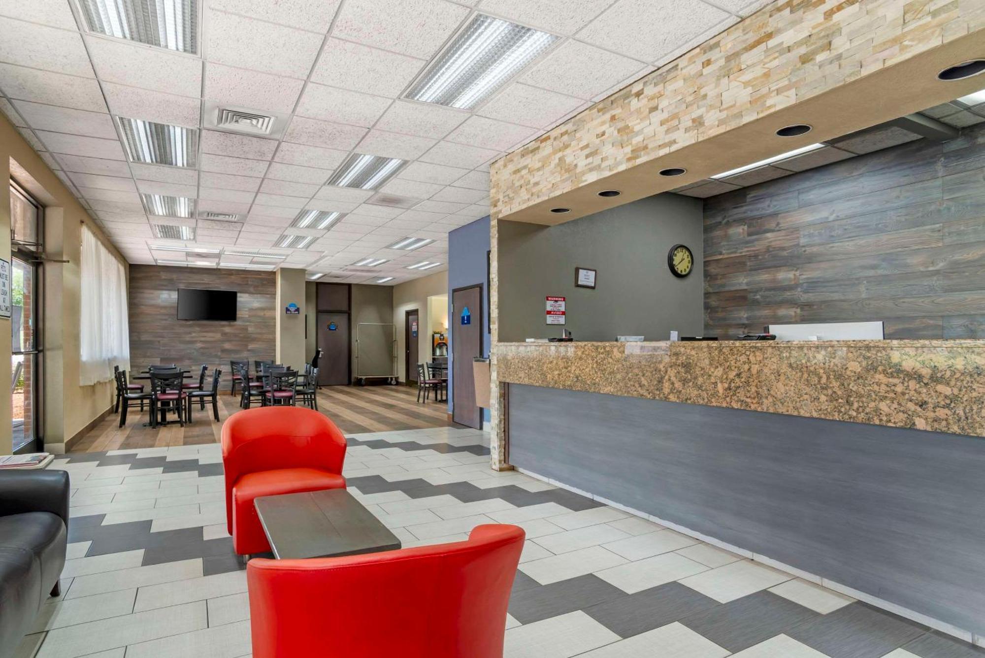 Quality Inn Near Speedway Уилксборо Экстерьер фото